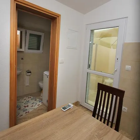 Hello Kitty Apartmán Kaštela